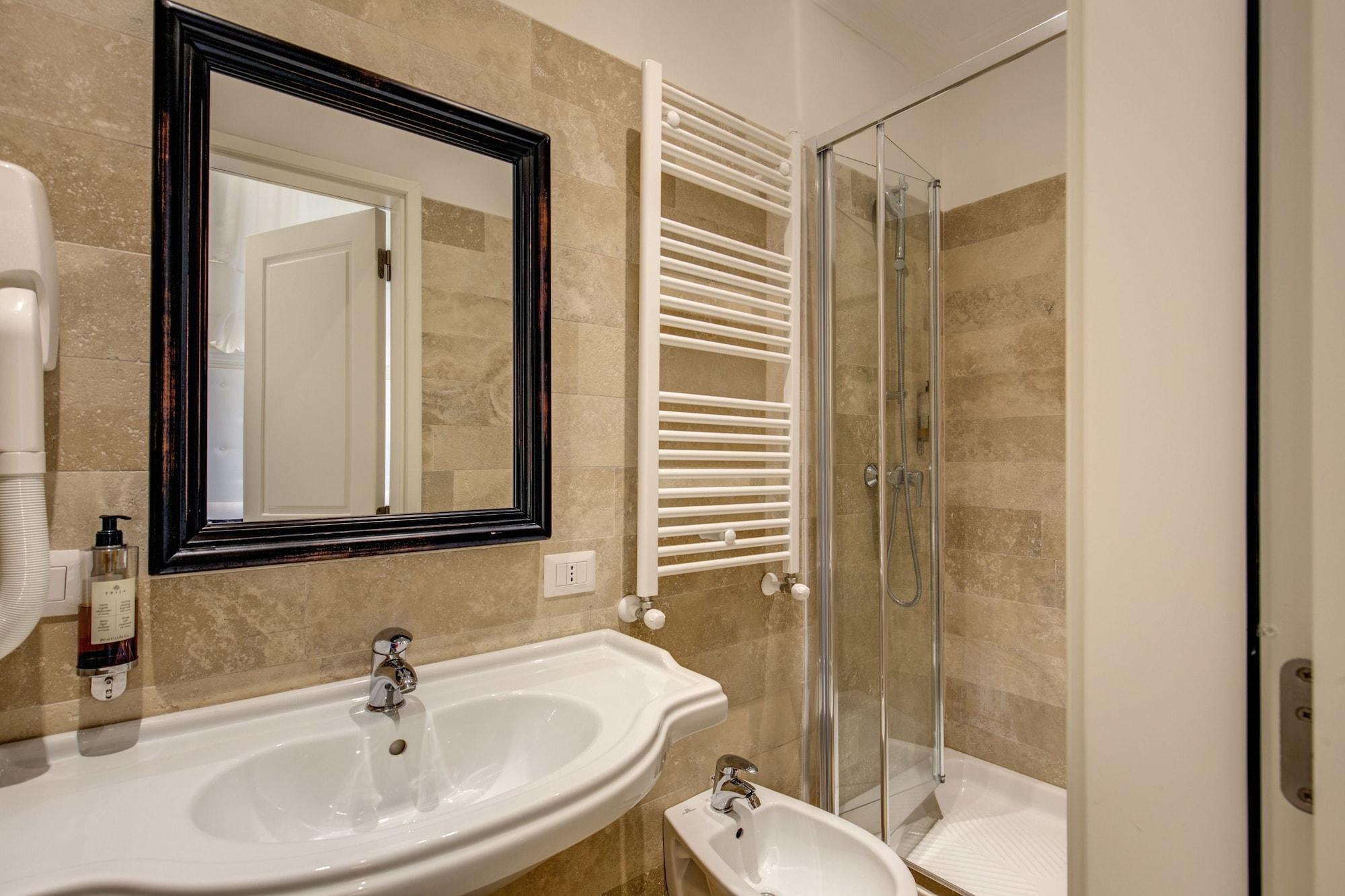Hotel Tito Рим Екстериор снимка